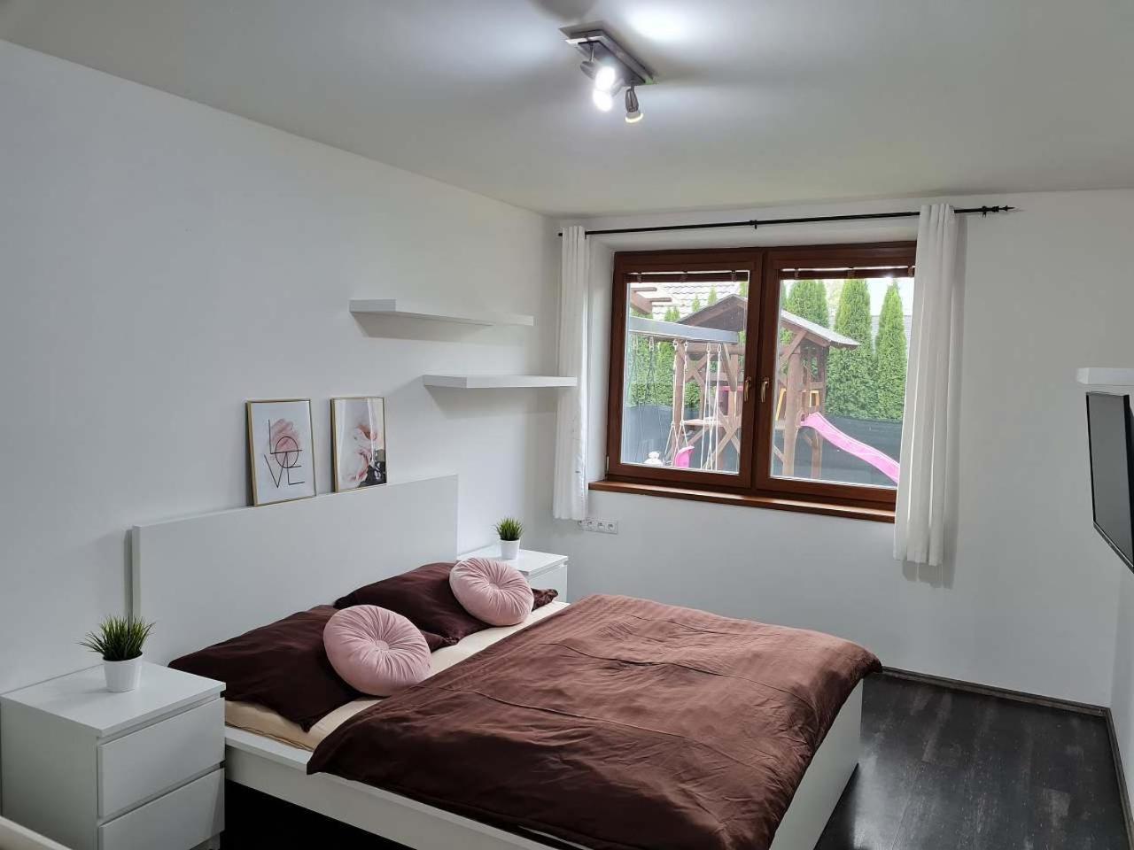 Vila Max - Whirlpool & Bazen & Sauna Velke Losiny Exterior photo